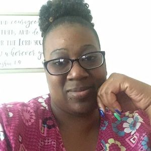 Meet your Posher, Monica